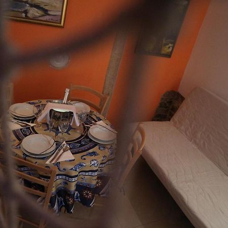 Villa Palace Peruški エクステリア 写真