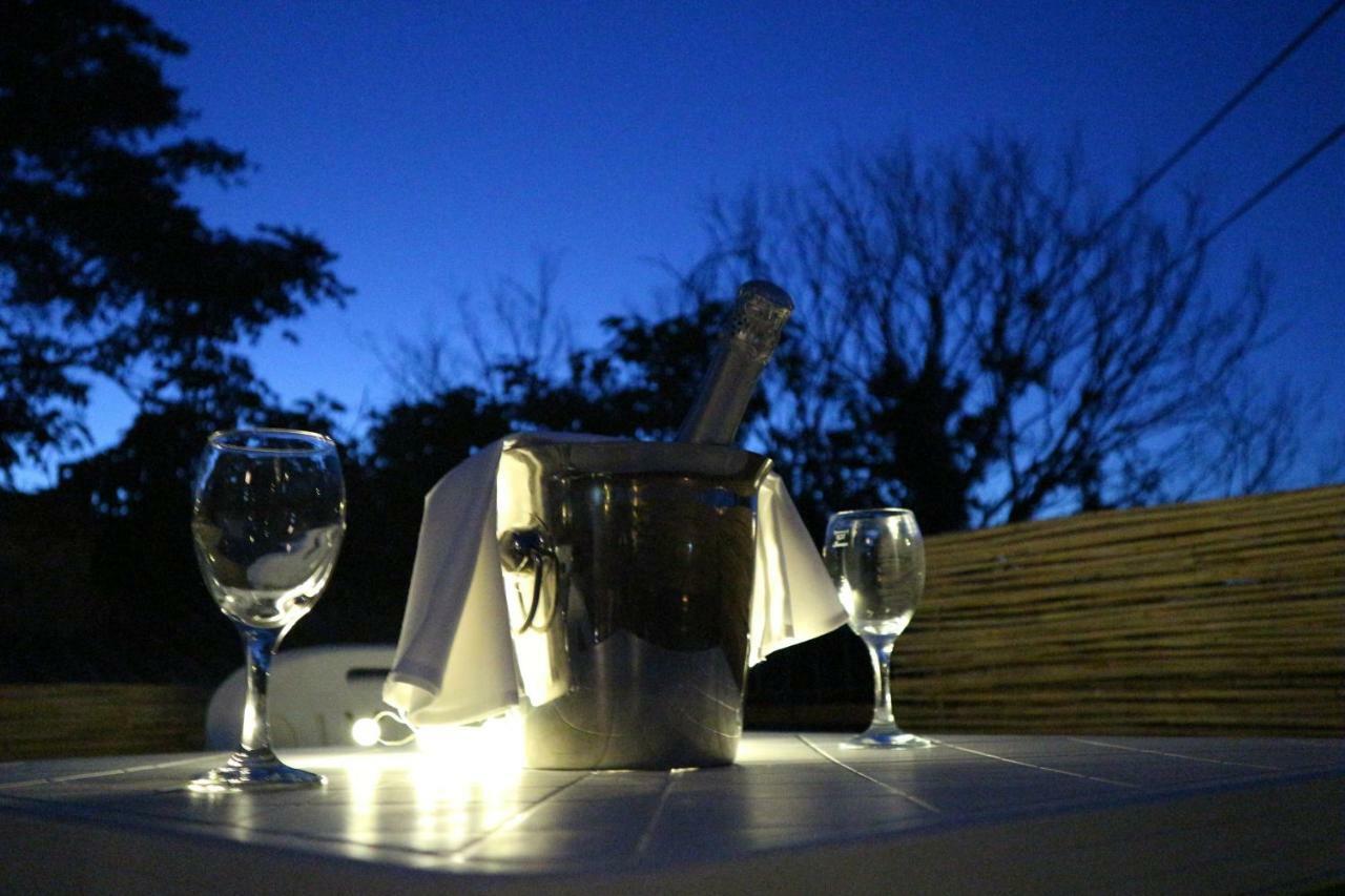 Villa Palace Peruški エクステリア 写真