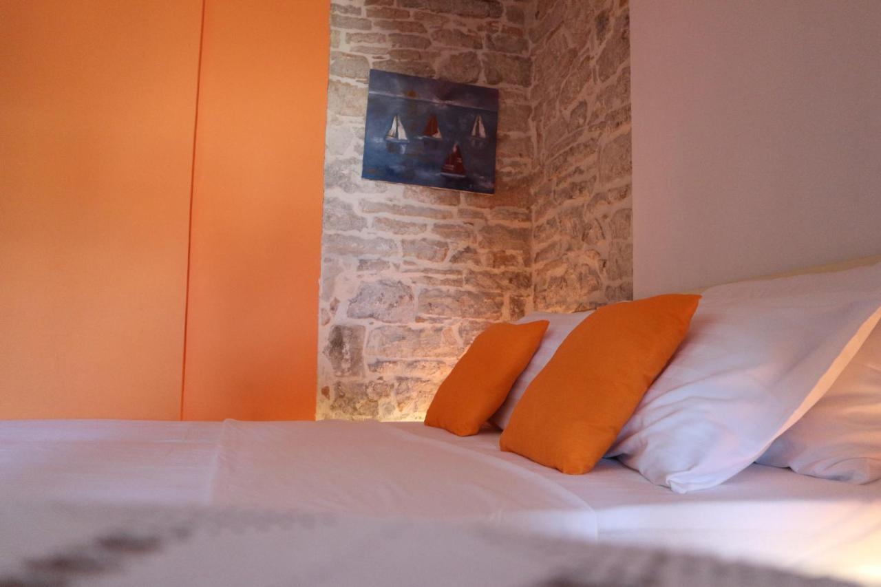 Villa Palace Peruški エクステリア 写真